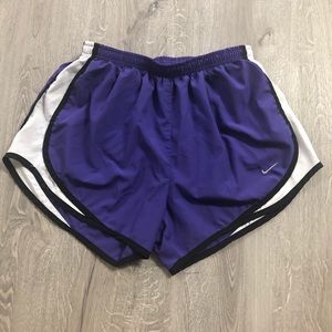 Women’s Nike running shorts size S